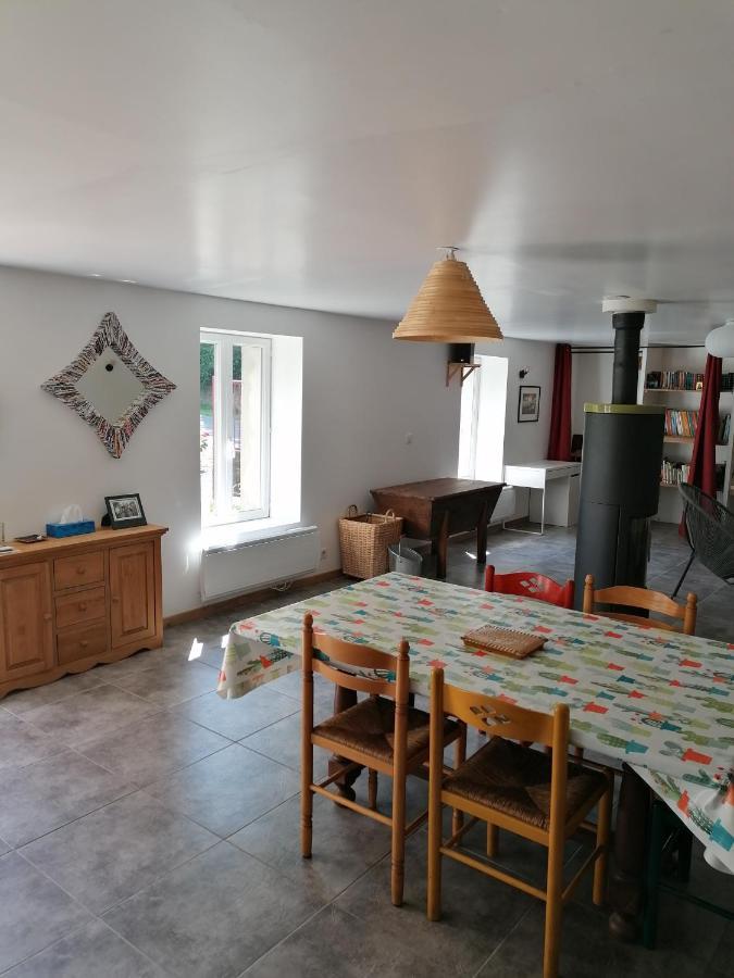 Maison Renovee En Pierres Sejour Spacieux Avec Jardin Et Terrasse Amenagee Pres Omaha Beach & Bayeux A 5Mn De La Mer Tous Commerces Commes 外观 照片
