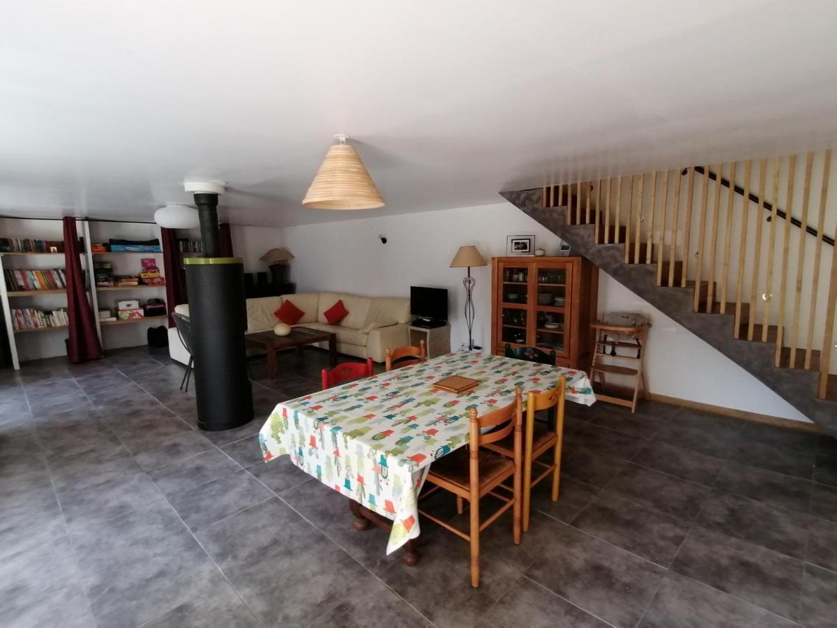 Maison Renovee En Pierres Sejour Spacieux Avec Jardin Et Terrasse Amenagee Pres Omaha Beach & Bayeux A 5Mn De La Mer Tous Commerces Commes 外观 照片