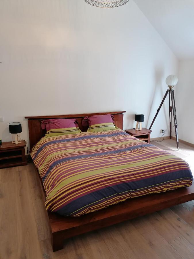 Maison Renovee En Pierres Sejour Spacieux Avec Jardin Et Terrasse Amenagee Pres Omaha Beach & Bayeux A 5Mn De La Mer Tous Commerces Commes 外观 照片