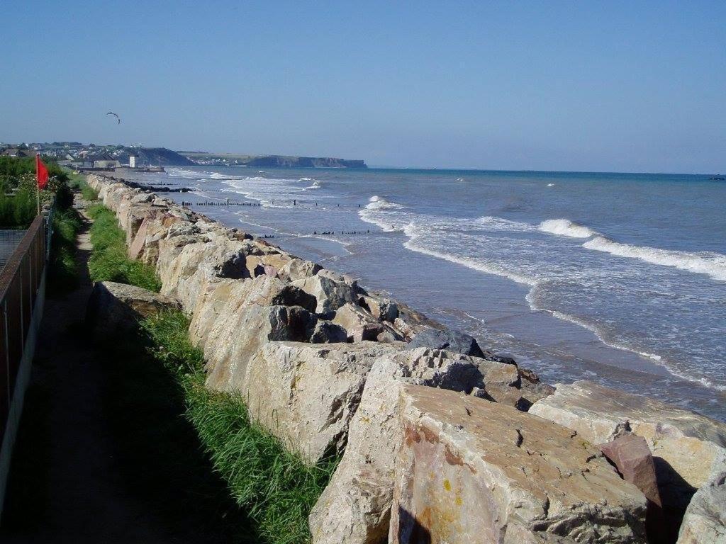 Maison Renovee En Pierres Sejour Spacieux Avec Jardin Et Terrasse Amenagee Pres Omaha Beach & Bayeux A 5Mn De La Mer Tous Commerces Commes 外观 照片